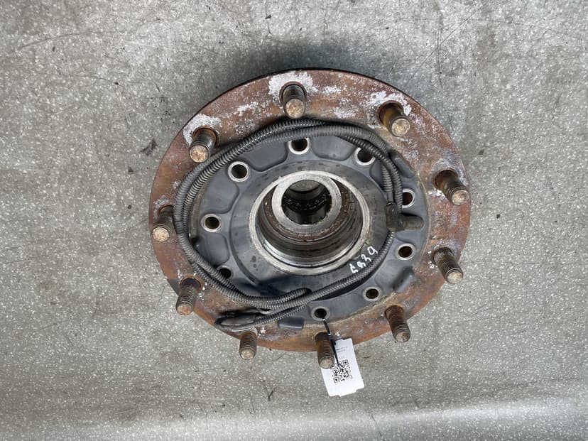 Ступица передняя под дисковые тормоза (6 серия)