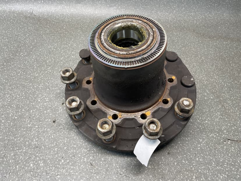 Ступица передняя под дисковые тормоза (6 серия)